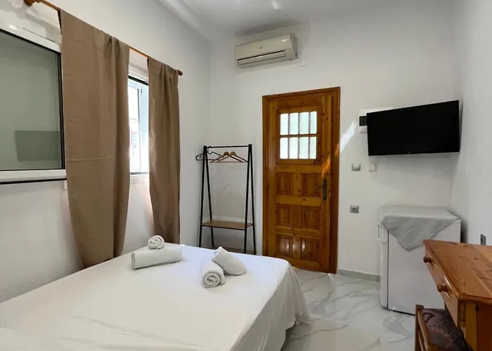 Ready * Skiathos Town